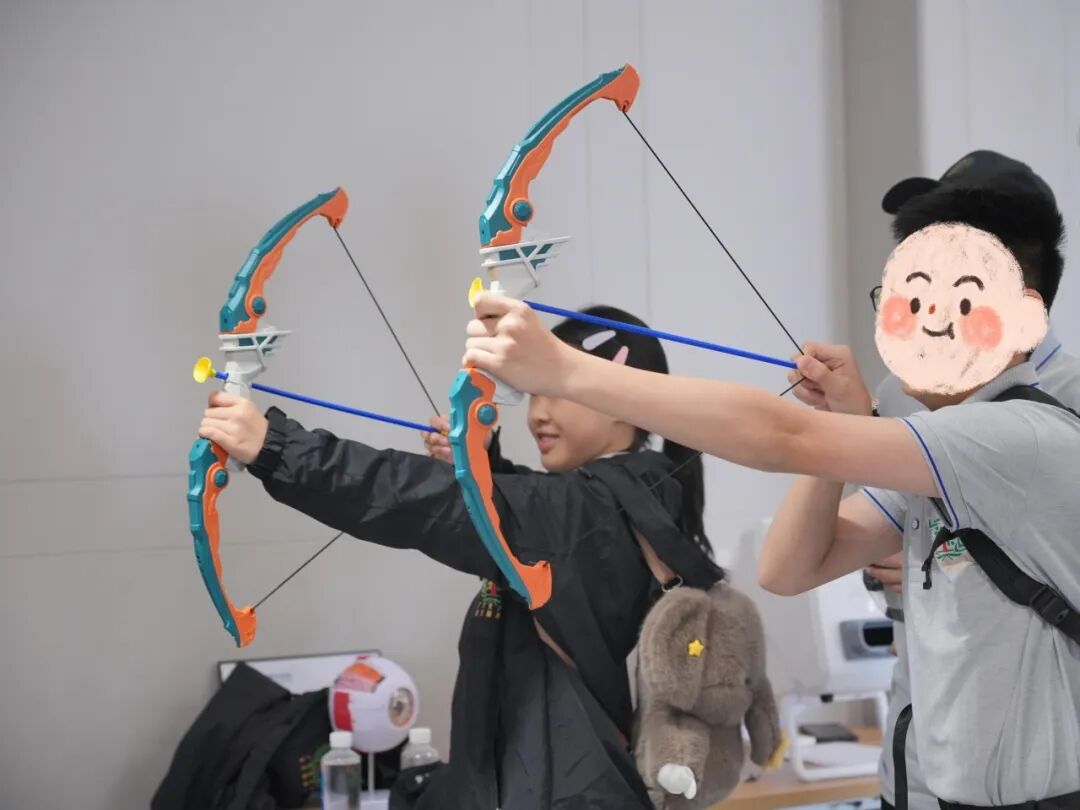 邂逅“睛”彩视界 研学赋能成长——广州青少年医疗辅助团走进广州普瑞眼科医院开展研学活动 - 广州普瑞眼科医院