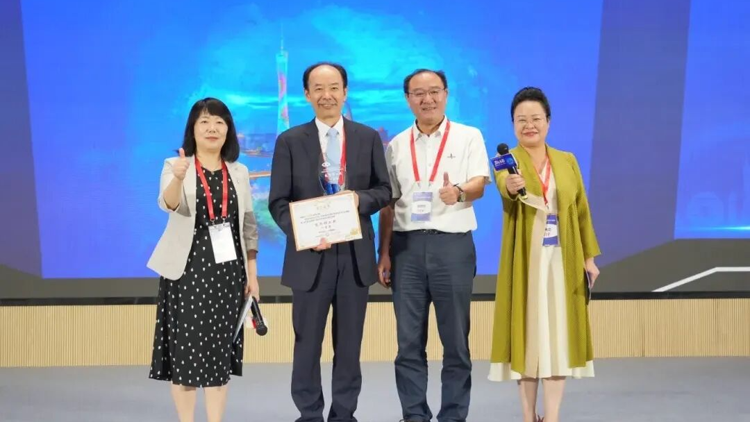 匠心筑梦 向光而行丨广州普瑞眼科医院2025高质量发展回顾 - 广州普瑞眼科医院