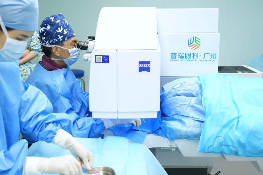 蔡司微创全飞秒精准4.0-VISULYZE新技术发布 - 广州普瑞眼科医院