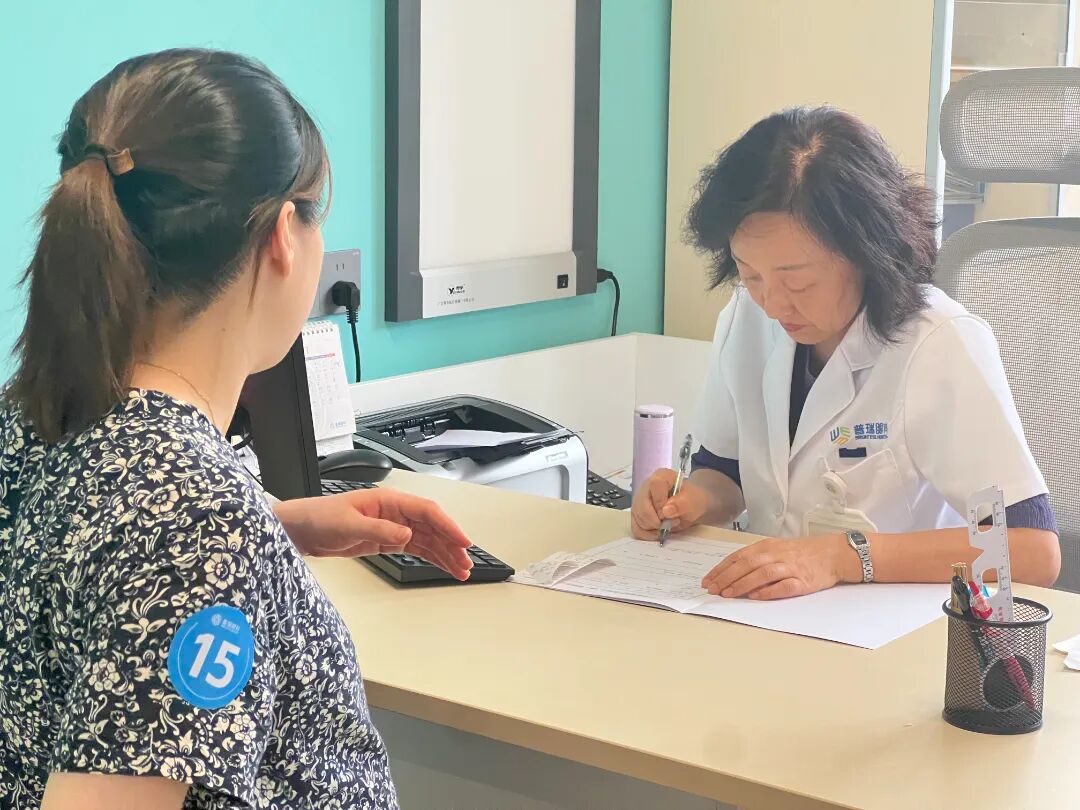 院长科普，眼健康检查......广州普瑞成功举办“睛彩人民街，爱眼惠民生”眼健康科普惠民活动 - 广州普瑞眼科医院