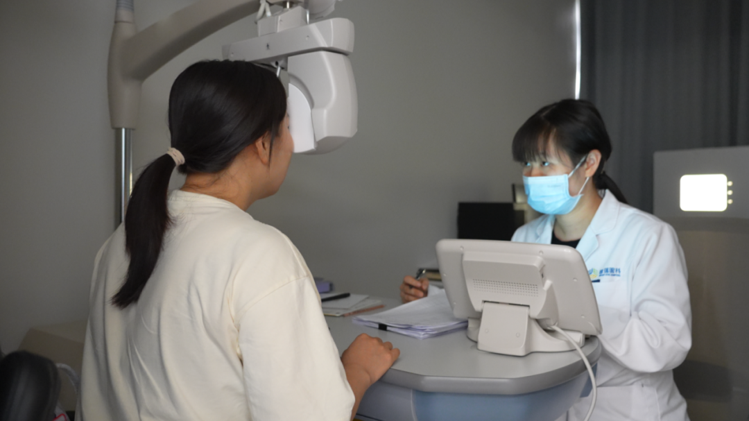 国内首例！2300度超高度近视患者龙晶®PR型晶体“双眼四襻同步植入”成功摘镜 - 广州普瑞眼科医院