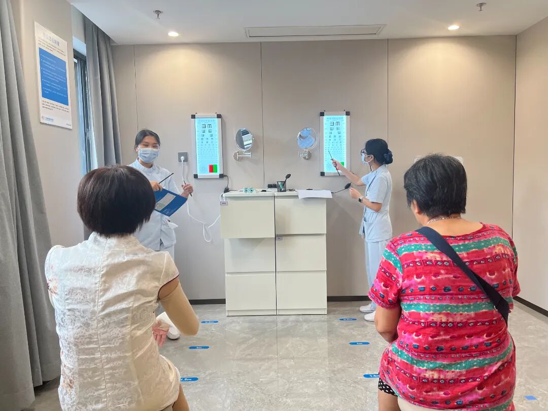 院长科普，眼健康检查......广州普瑞成功举办“睛彩人民街，爱眼惠民生”眼健康科普惠民活动 - 广州普瑞眼科医院