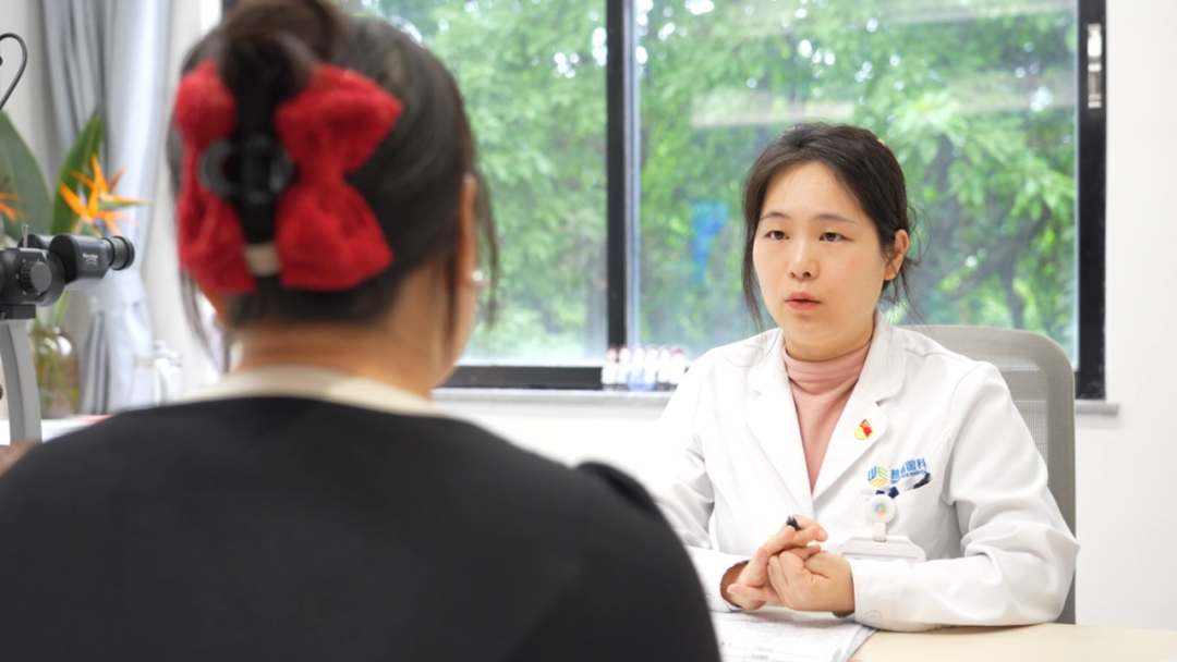 国内首例！2300度超高度近视患者龙晶®PR型晶体“双眼四襻同步植入”成功摘镜 - 广州普瑞眼科医院