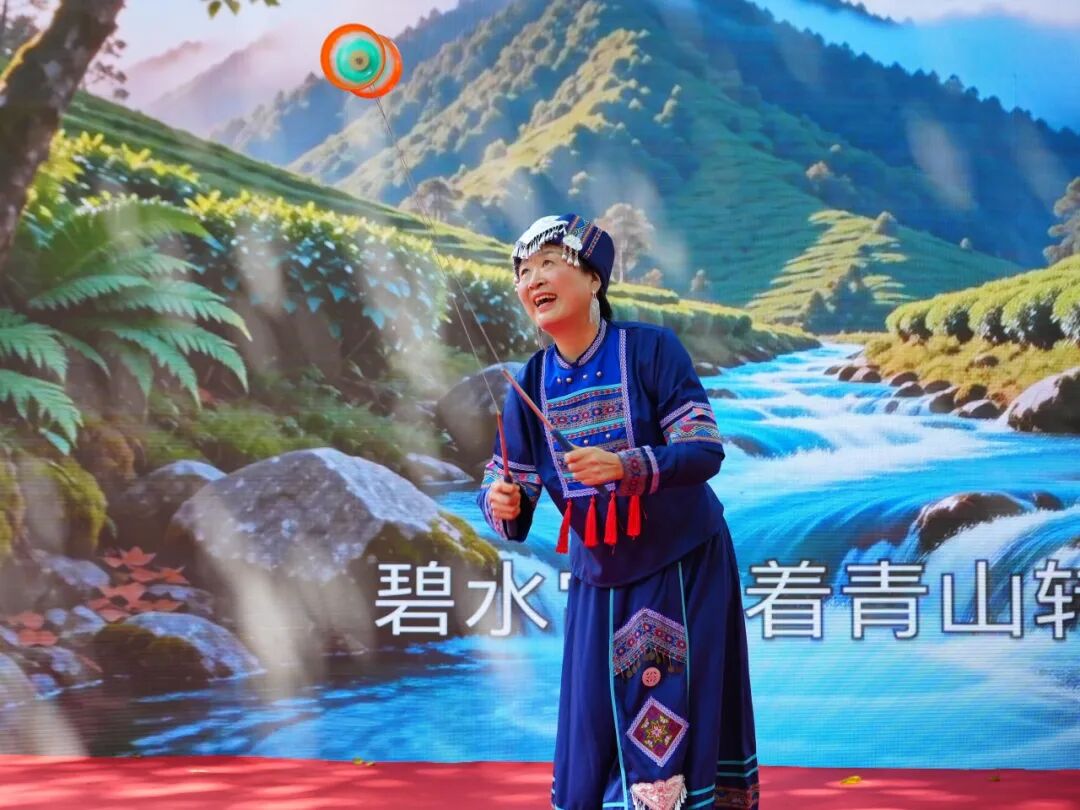 银龄展风华 · 睛彩贺双节丨广州普瑞眼科医院银龄艺术文艺汇演精彩举行 - 广州普瑞眼科医院